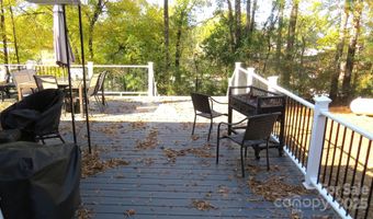 2104 Hillcrest Ave, Albemarle, NC 28001