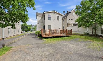 17 Lake Ave, Danbury, CT 06810