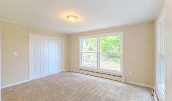 13 Wawayanda Rd, Alloway, NJ 07422