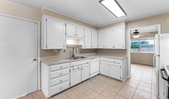 2406 SE 15Th St, Bentonville, AR 72712