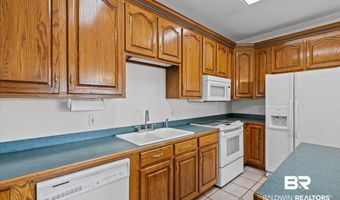 41923 Bayou Rd, Bay Minette, AL 36507