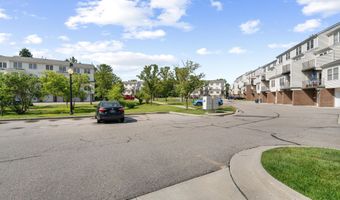 1876 Lindsay Ln, Ann Arbor, MI 48104