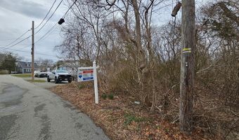 Holt Rd, Bourne, MA 02532