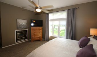 946 Emerald Hills Dr S, Arnolds Park, IA 51331