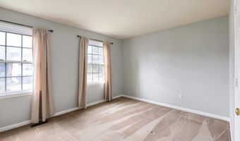 8010 OLD PARSONAGE Ct, Alexandria, VA 22315