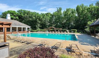 7707 Brisbane Ct, Charlotte, NC 28215