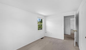 12422 SARAH Ln, Bowie, MD 20715