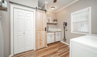 1311 Meadow Ln, Abilene, KS 67410