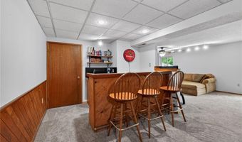 416 Harvest Hill Ct, Ballwin, MO 63021