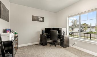 408 N Curlew Dr, Ammon, ID 83406