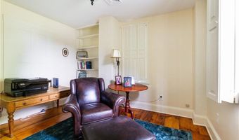 26 Thames St, Newport, RI 02840