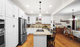 46 Great Heron Ln 46, Brookfield, CT 06804