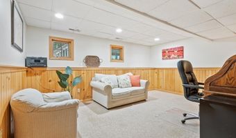 8 Whitney Ln, Boxborough, MA 01719
