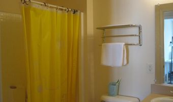 2806 Barclay Way, Ann Arbor, MI 48105