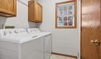 178 40th St, Allegan, MI 49010