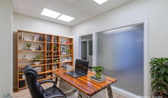 317 N Willis St Suite 2, Abilene, TX 79603