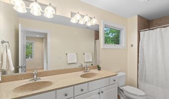 502 DORAL Dr, Bethany Beach, DE 19930