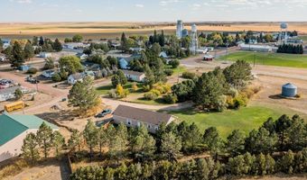 420 CHEYENNE Ave, Albin, WY 82050