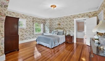 311 S Main St, Andover, MA 01810