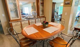 469 Lakeshore Dr, Bainbridge, GA 39819