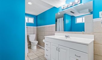 7133 Circleview Dr, Affton, MO 63123