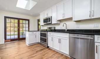 200 Chipman Dr, Cheshire, CT 06410