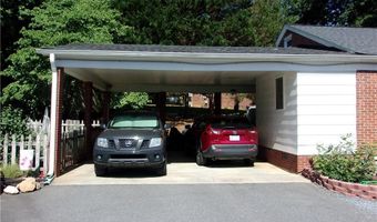 1247 Sunset Dr, Asheboro, NC 27205