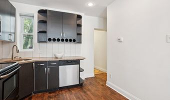 426 N HOLLY St, Philadelphia, PA 19104