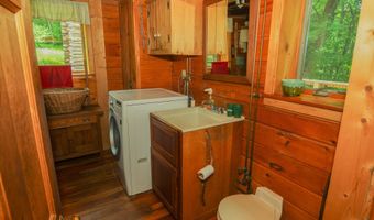 58 River Rd, Abbot, ME 04406