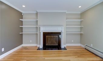 6 Pine Ln, Johnston, RI 02919