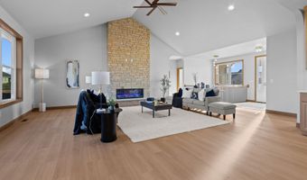 266 E SWEETWATER Way, Appleton, WI 54913