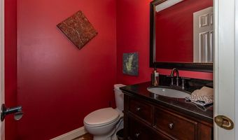 300 Lakeview Cir, Aurora, OH 44202