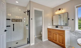 16268 Noble Point Dr, Anchorage, AK 99516