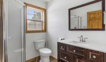31 PINE HOLLOW Ct, Alpine, WY 83128