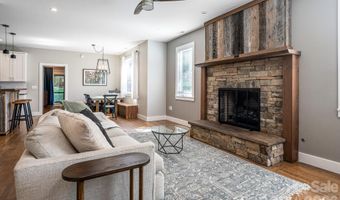 139 Linden St, Arden, NC 28704