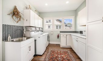 511 Perry St, Albion, MI 49224