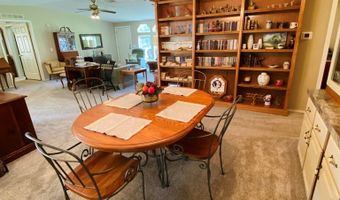 469 Lakeshore Dr, Bainbridge, GA 39819