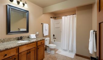 402 Circle F Trl, Bozeman, MT 59718