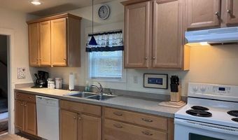 226 Washington St, Bath, ME 04530