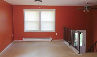 560 Broad St, Auburn, ME 04210