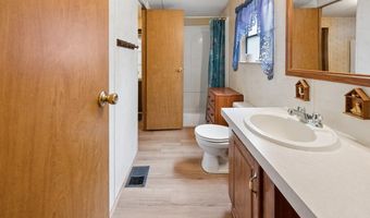 550 NW 73rd Way, Bell, FL 32619