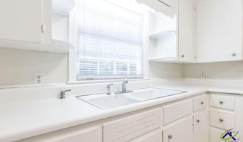 2162 General Winship Dr, Macon, GA 31204