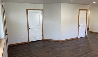 300 N JELLISON St, Amity, OR 97101