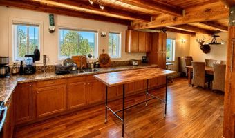 40 Atkin Ln, Cascade, ID 83611