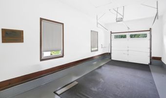 644 Berkeley Ave, Beachwood, NJ 08722