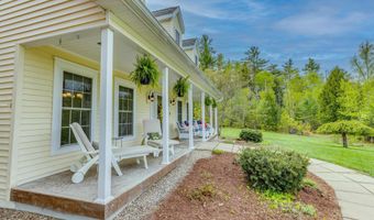 104 Champagne Cir, Campton, NH 03223