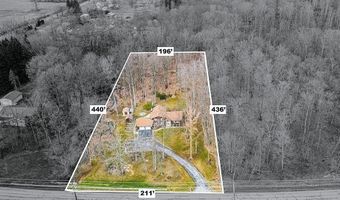 1305 Garrison Rd, Ashtabula, OH 44004