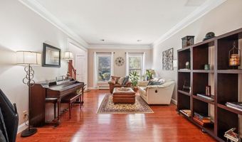 6139 PALOMINO Dr, Allentown, PA 18106
