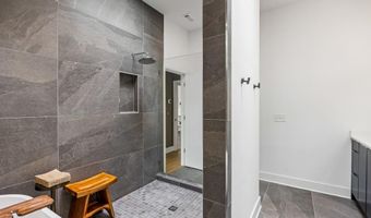 2460 Howell Mill Rd NW, Atlanta, GA 30318