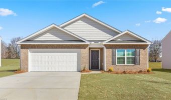 1016 Slingshot Dr, Archdale, NC 27263